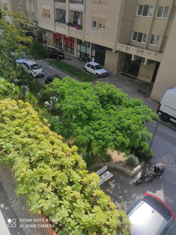 Apartman Seka Оміш Екстер'єр фото